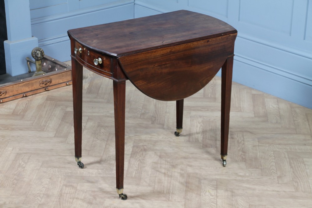 Georgian Solid Mahogany Small Drop Leaf Pembroke Occasional Table With Drawer