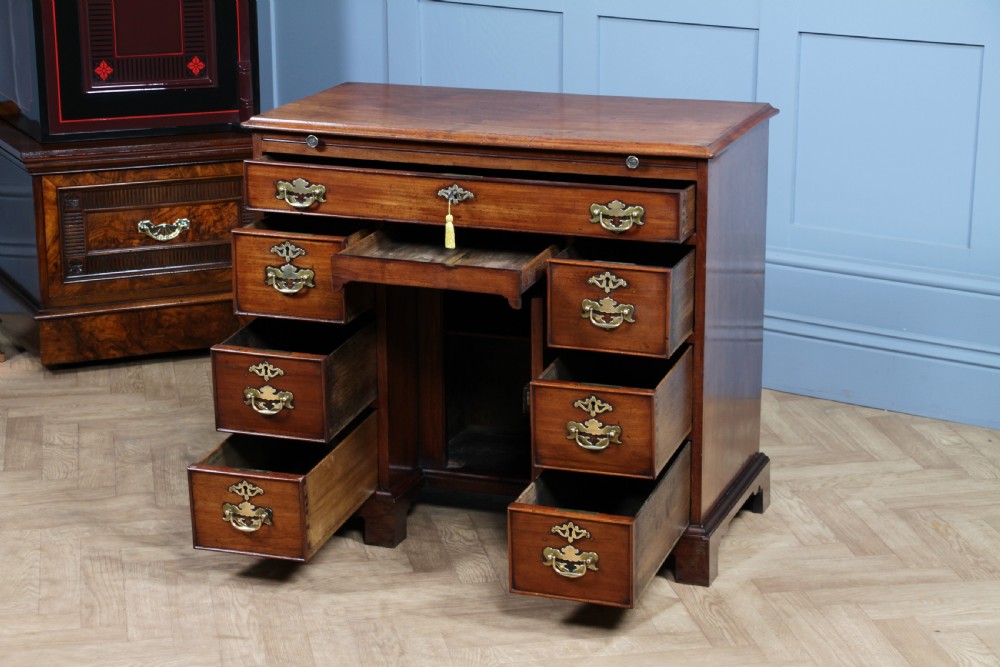 Antique George III 18th Century 8 Drawer Mahogany Kneehole Writing Desk Georgian C1790 View II