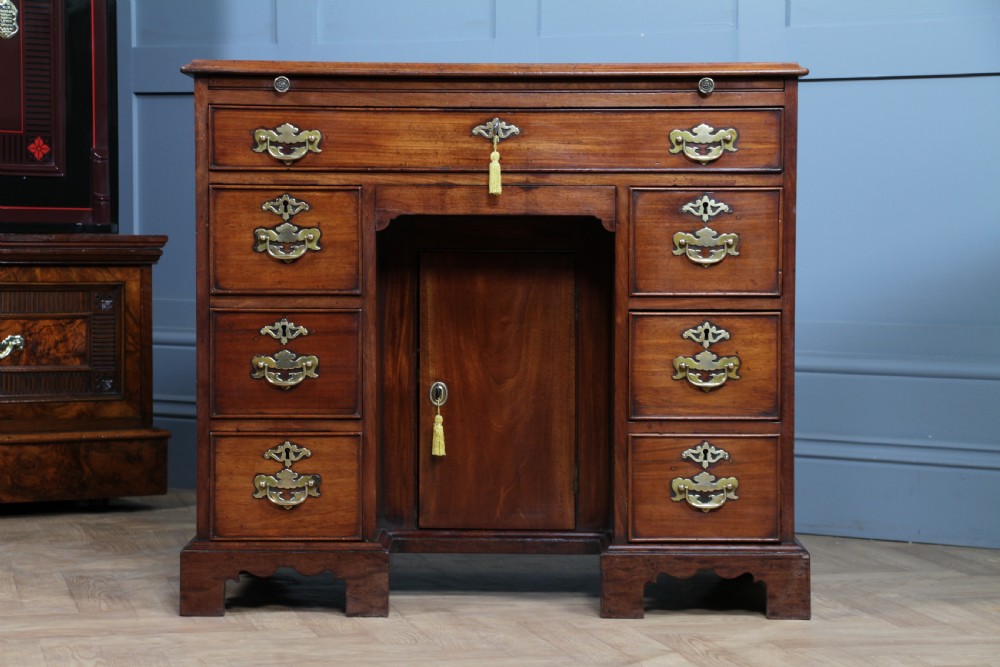Antique George III 18th Century 8 Drawer Mahogany Kneehole Writing Desk Georgian C1790 View VI