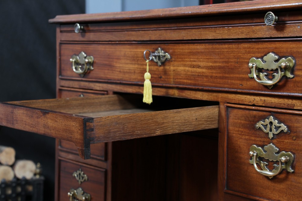 Antique George III 18th Century 8 Drawer Mahogany Kneehole Writing Desk Georgian C1790 View X