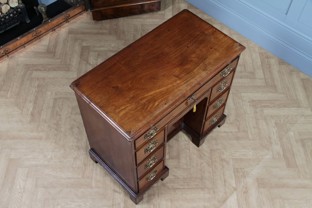 Antique George III 18th Century 8 Drawer Mahogany Kneehole Writing Desk Georgian C1790 View XIV