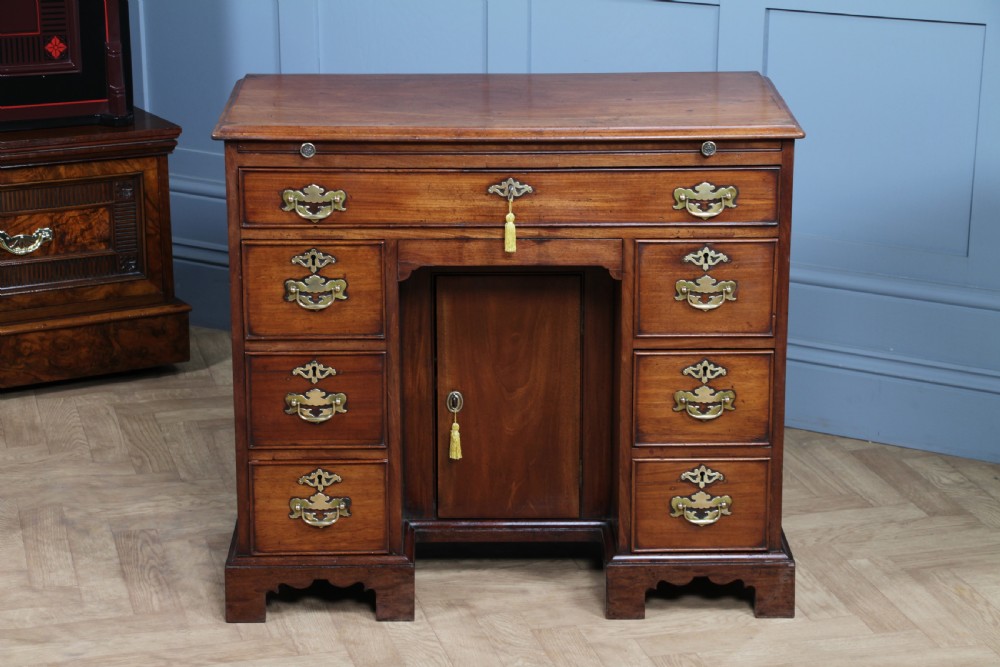 Antique George III 18th Century 8 Drawer Mahogany Kneehole Writing Desk Georgian C1790 View XV