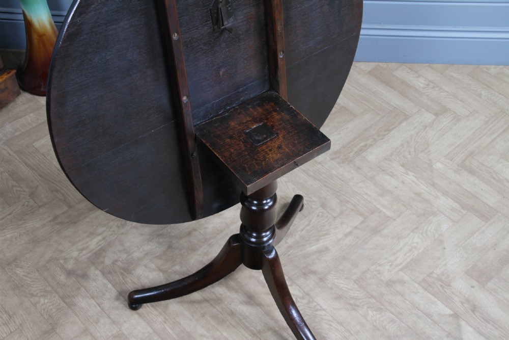 Original Antique Solid Oak Georgian Flip / Tilt Top Tripod Breakfast Table C1830 View VII