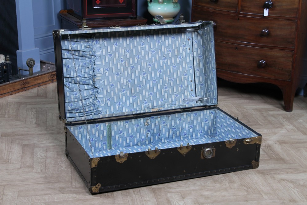 Antique Steamer Trunk Travelling Wardrobe Black Locking with key C1920 View II
