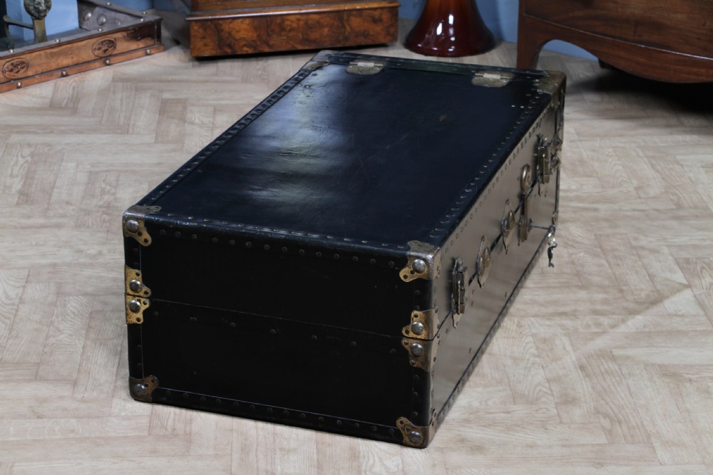 Antique Steamer Trunk Travelling Wardrobe Black Locking with key C1920 View IX