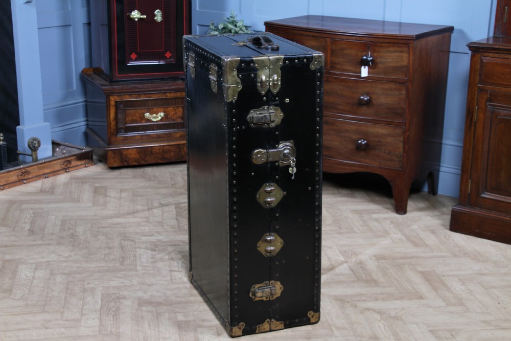 Antique Steamer Trunk Travelling Wardrobe Black Locking with key C1920 View XI