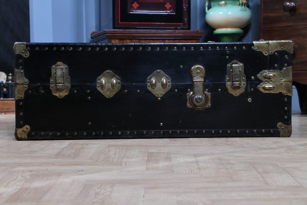 Antique Steamer Trunk Travelling Wardrobe Black Locking with key C1920 View XVII