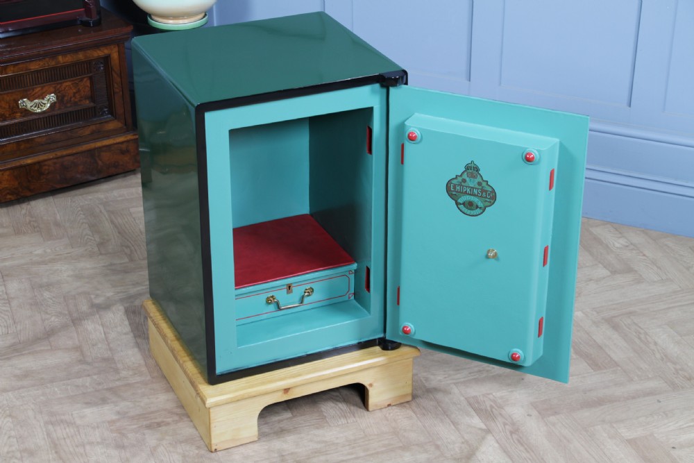 Antique Victorian 'E.HIPKINS & Co' Fully Restored Luxury Fireproof Safe on Stand View III