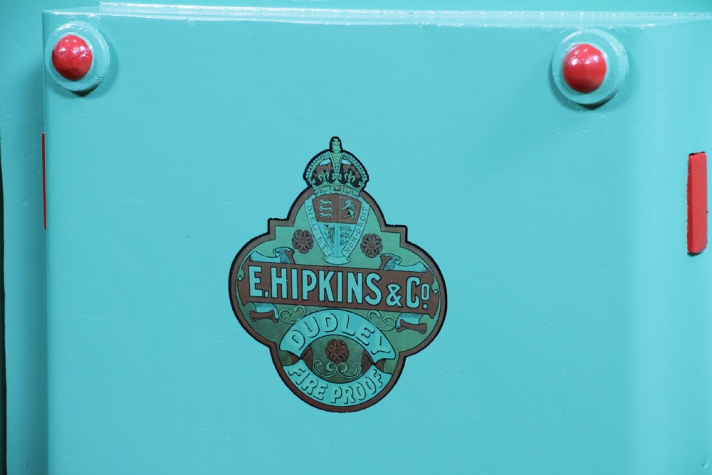 Antique Victorian 'E.HIPKINS & Co' Fully Restored Luxury Fireproof Safe on Stand View IV