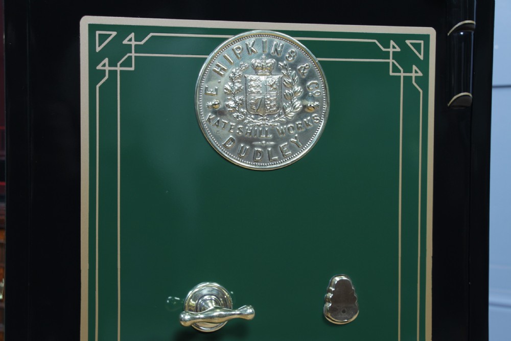 Antique Victorian 'E.HIPKINS & Co' Fully Restored Luxury Fireproof Safe on Stand View VIII