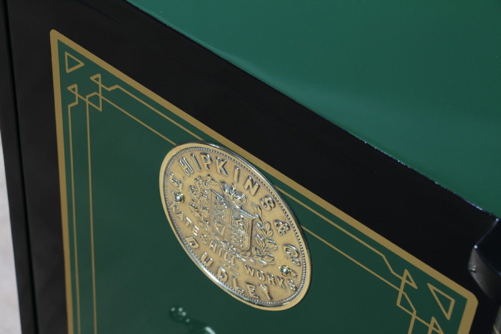 Antique Victorian 'E.HIPKINS & Co' Fully Restored Luxury Fireproof Safe on Stand View XIII
