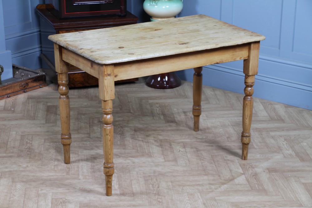 Original Victorian Moderately Sized Scrub Top Stripped Pine Kitchen Table C1870 View VII