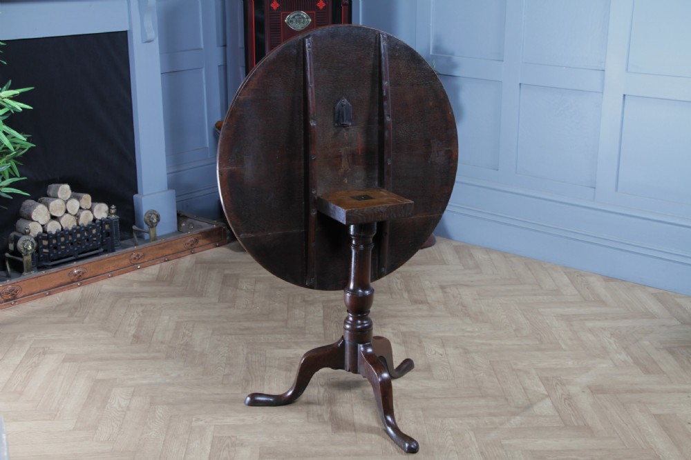 Original Antique Solid Oak Georgian Flip / Tilt Top Tripod Breakfast Table C1830 View II