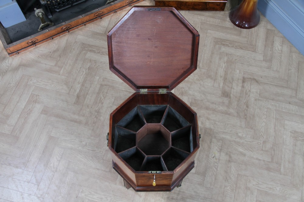 Antique Georgian George III Mahogany Cellarette Wine Cooler Side Table C1790 View III