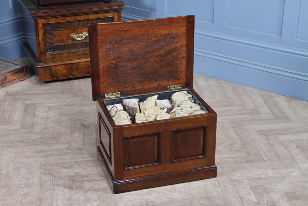 Victorian Mahogany Coal Purdonium Chest Box Log Store Small Coffee Table 1880 View III