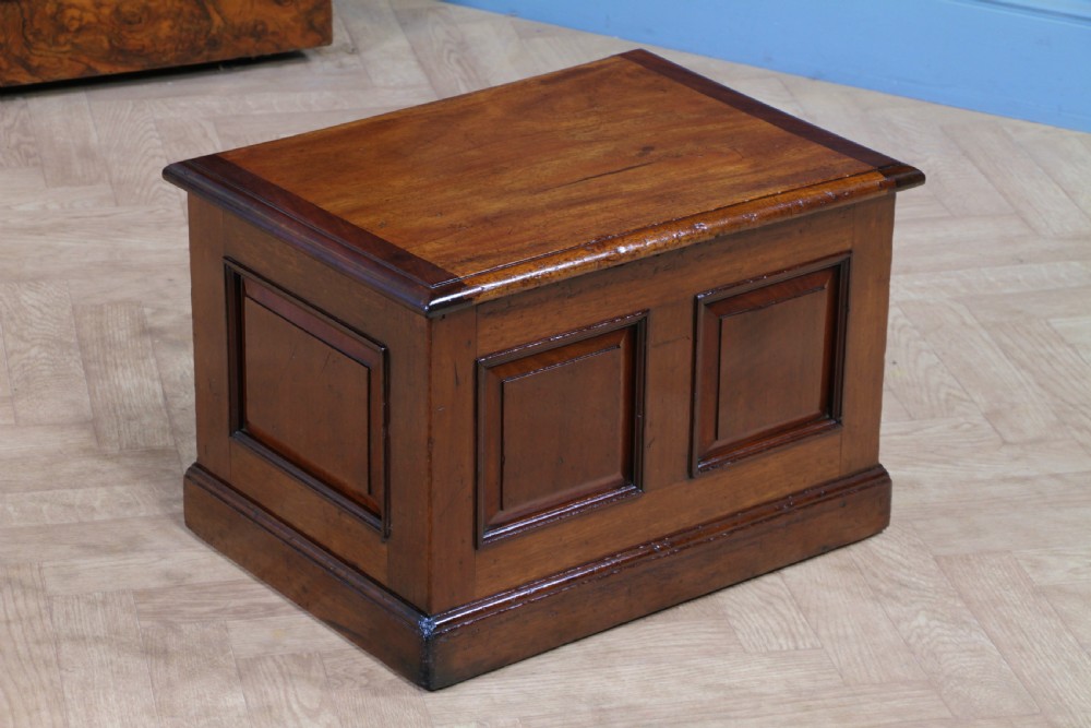 Victorian Mahogany Coal Purdonium Chest Box Log Store Small Coffee Table 1880 View XIII