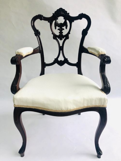 Quality Victorian Mahogany Carved Elbow Chair