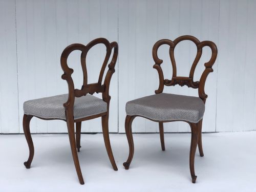 Pair of Fine Quality Victorian Walnut Side Chairs
