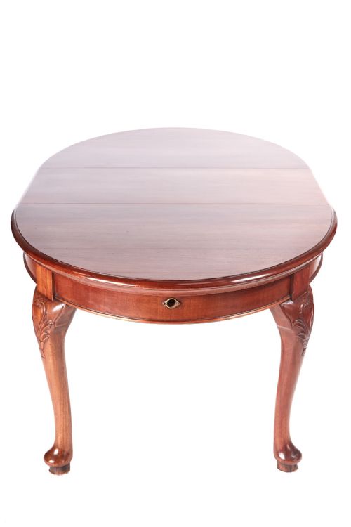 Quality Antique Mahogany Extending Dining Table