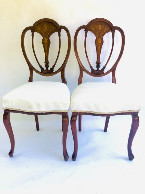 Fine Quality Pair of Inlaid Mahogany Victorian Side Chairs