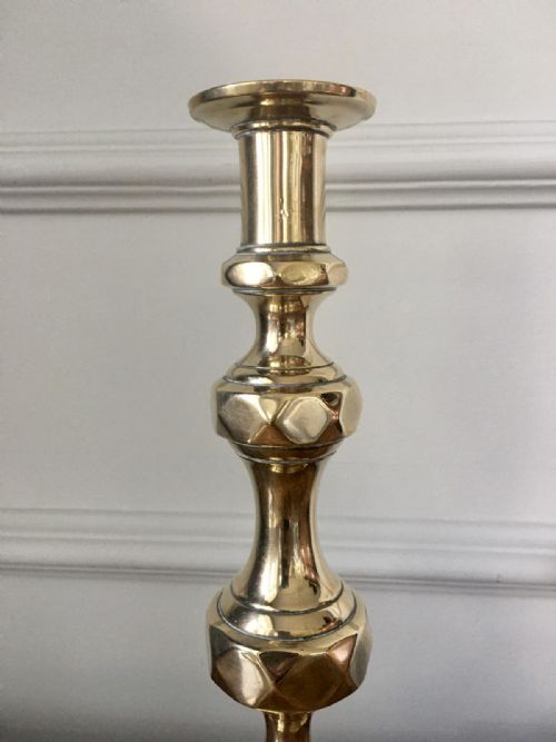 LARGE ANTIQUE VICTORIAN BRASS CANDLESTICKS - ADDITIONAL PHOTO 5