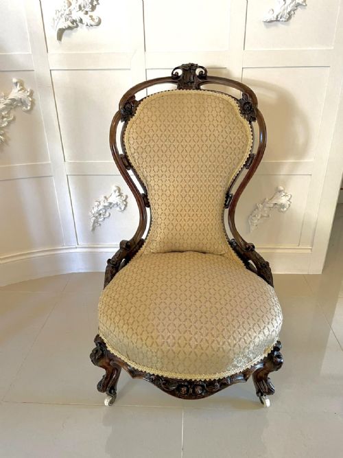 OUTSTANDING VICTORIAN CARVED WALNUT LADIES CHAIR - ADDITIONAL PHOTO 2