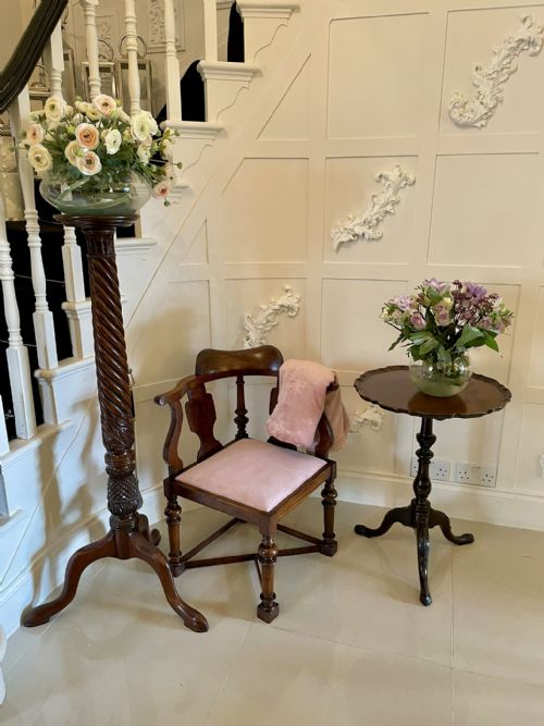 UNUSUAL ANTIQUE VICTORIAN OAK CORNER CHAIR - ADDITIONAL PHOTO 2
