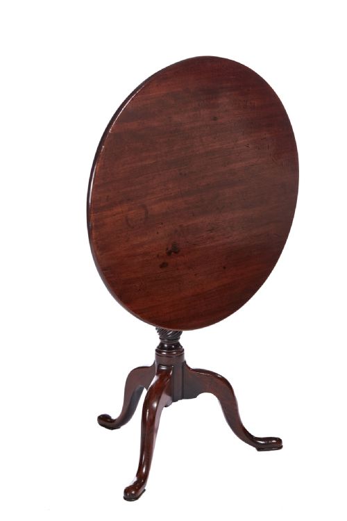 Quality Antique Georgian Mahogany Tripod Table
