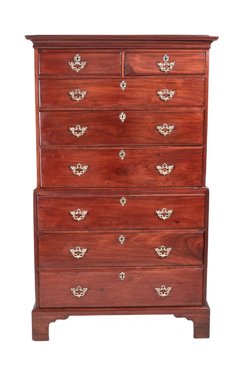 Magnificent George III Mahogany Chest on Chest
