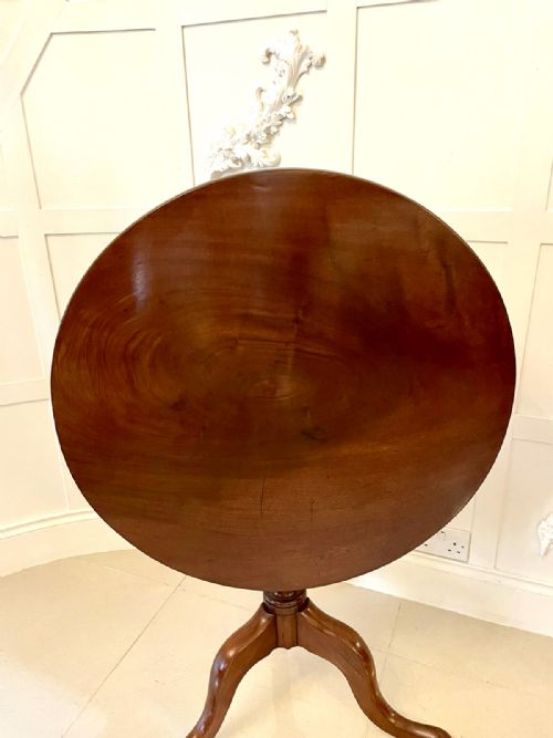 Quality Antique George III Mahogany Circular Tilt Top Centre Table 
