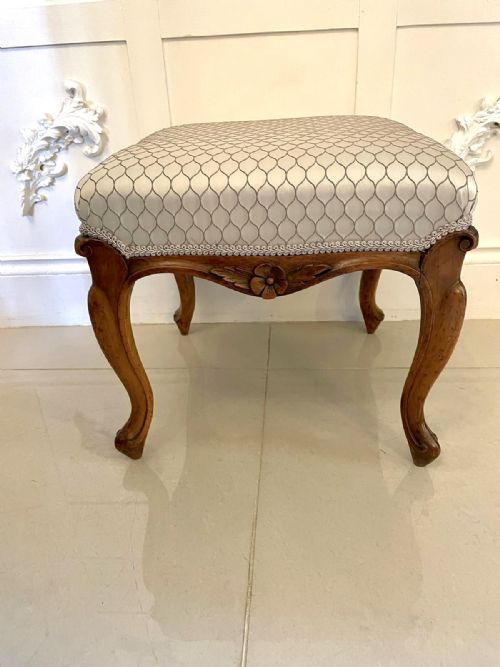 Antique Victorian Quality Carved Walnut Free Standing Stool