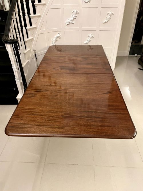 Superb Quality Antique Victorian Mahogany Extending Dining Table