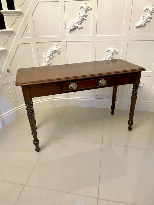Antique Victorian Mahogany Side Table 
