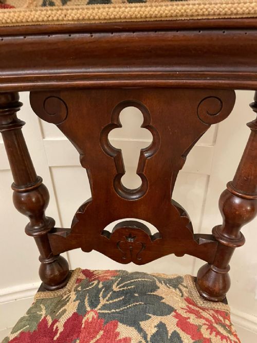 UNUSUAL ANTIQUE VICTORIAN OAK SIDE CHAIR - ADDITIONAL PHOTO 10