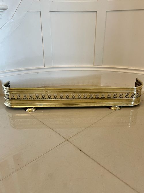Small Antique Quality Brass Fender