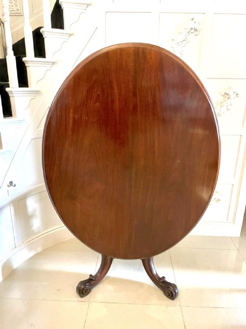 Antique Victorian Quality Mahogany Oval Centre Table 
