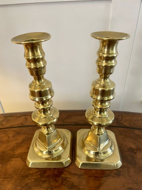 PAIR OF ANTIQUE VICTORIAN BRASS CANDLESTICKS - ADDITIONAL PHOTO 1
