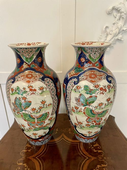Pair of Antique Japanese Quality Imari Vases 
