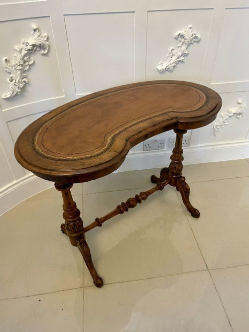 Antique Victorian Quality Burr Walnut Kidney Shaped Writing Table 
