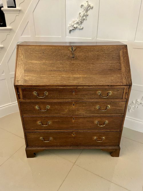Antique George III Quality Oak Bureau 
