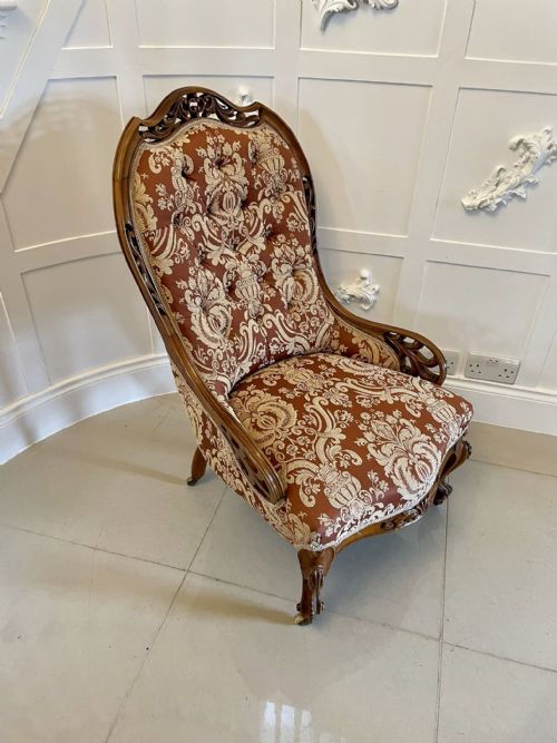 Superb Quality Antique Victorian Carved Walnut Ladies Chair
