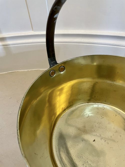LARGE ANTIQUE VICTORIAN QUALITY BRASS PAIL - ADDITIONAL PHOTO 1