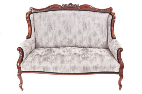 Outstanding Quality Antique Victorian Carved Mahogany Settee
