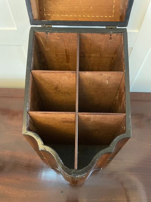 ANTIQUE GEORGE III QUALITY FIGURED MAHOGANY SERPENTINE SHAPED STORAGE BOX - ADDITIONAL PHOTO 2