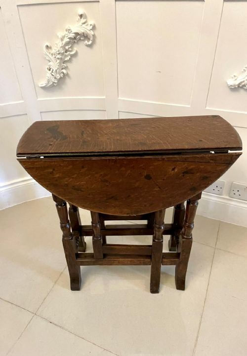 Antique 18th Century Small Quality Oak Gateleg Table 
