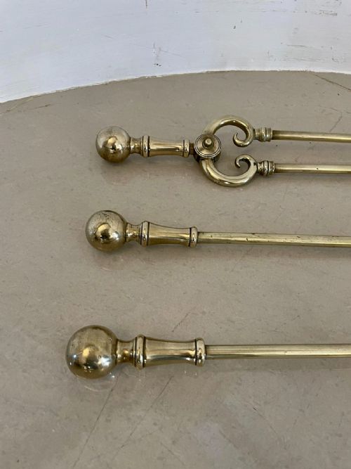 ANTIQUE VICTORIAN QUALITY SET OF 3 BRASS FIRE IRONS - ADDITIONAL PHOTO 2