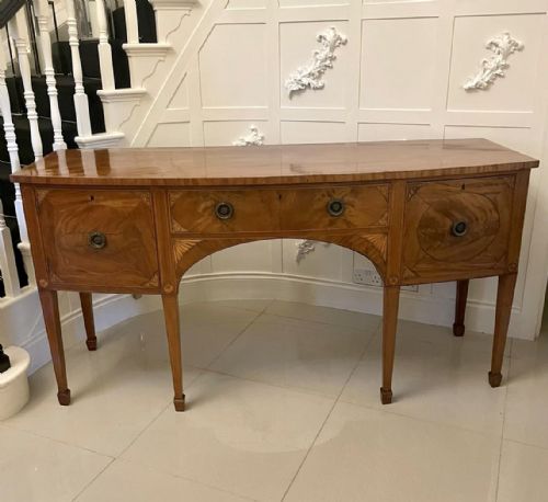 Fine Antique 18th Century George III Quality Mahogany Inlaid Bow Fronted Shaped Sideboard