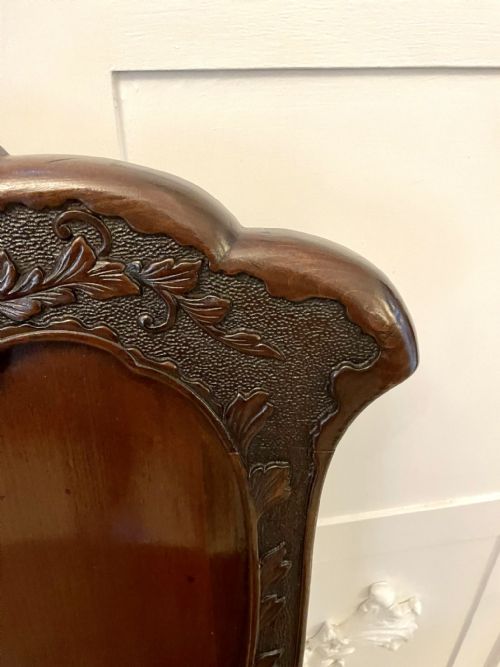 FINE QUALITY PAIR OF ANTIQUE CARVED CHINESE HALL CHAIRS - ADDITIONAL PHOTO 4
