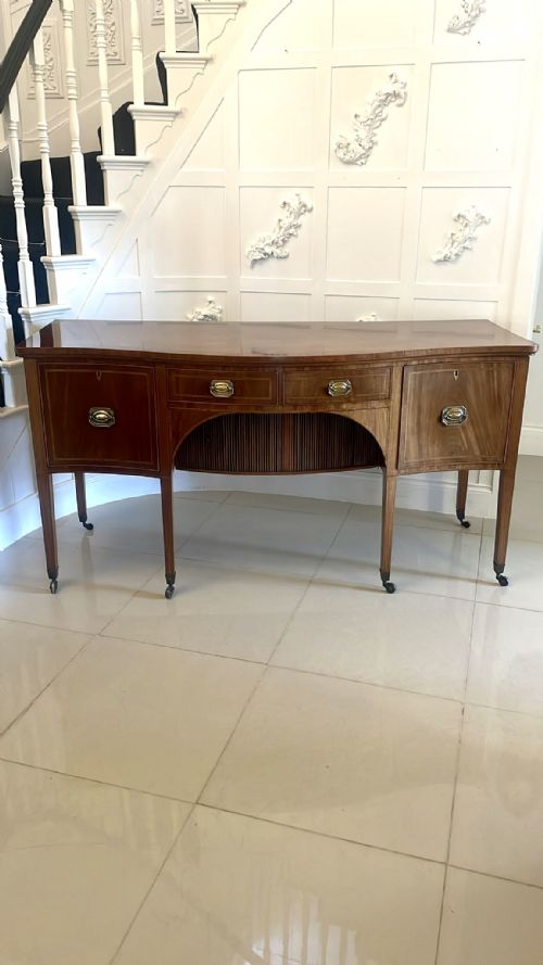 Fine Antique George III Serpentine Shaped Quality Figured Mahogany Sideboard