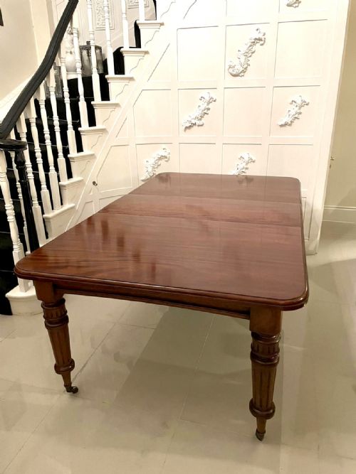 Quality Antique Victorian Mahogany Extending Dining Table